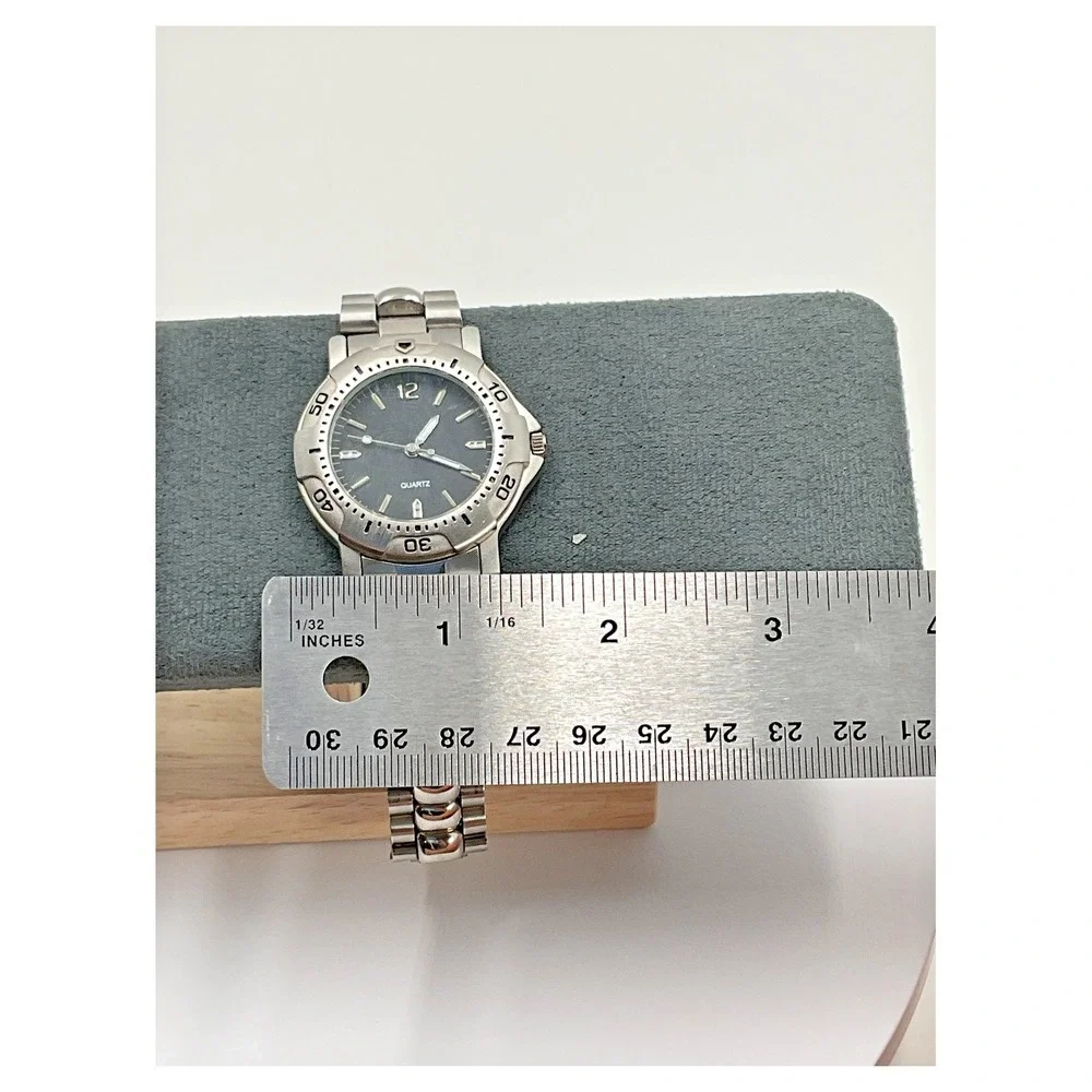 Vintage‎ Men's Silver Stainless Steel Quartz Watch with Black Dial
